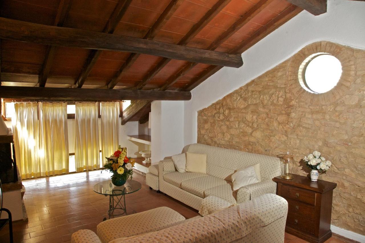 Borgo Il Poggiaccio Residenza D'Epoca Guest House โซวิชิลเล ภายนอก รูปภาพ