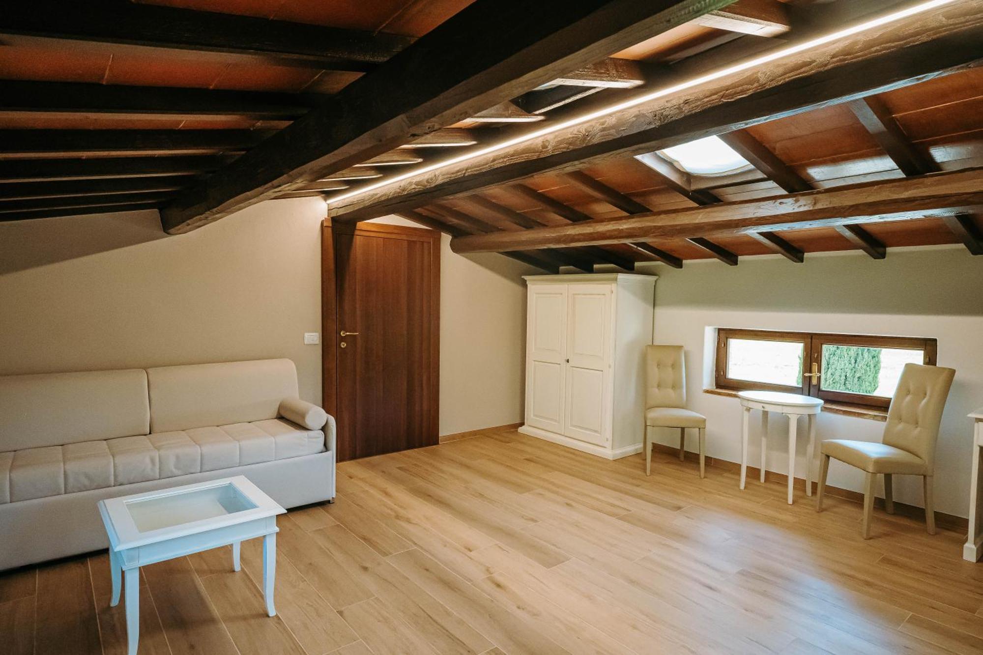 Borgo Il Poggiaccio Residenza D'Epoca Guest House โซวิชิลเล ภายนอก รูปภาพ