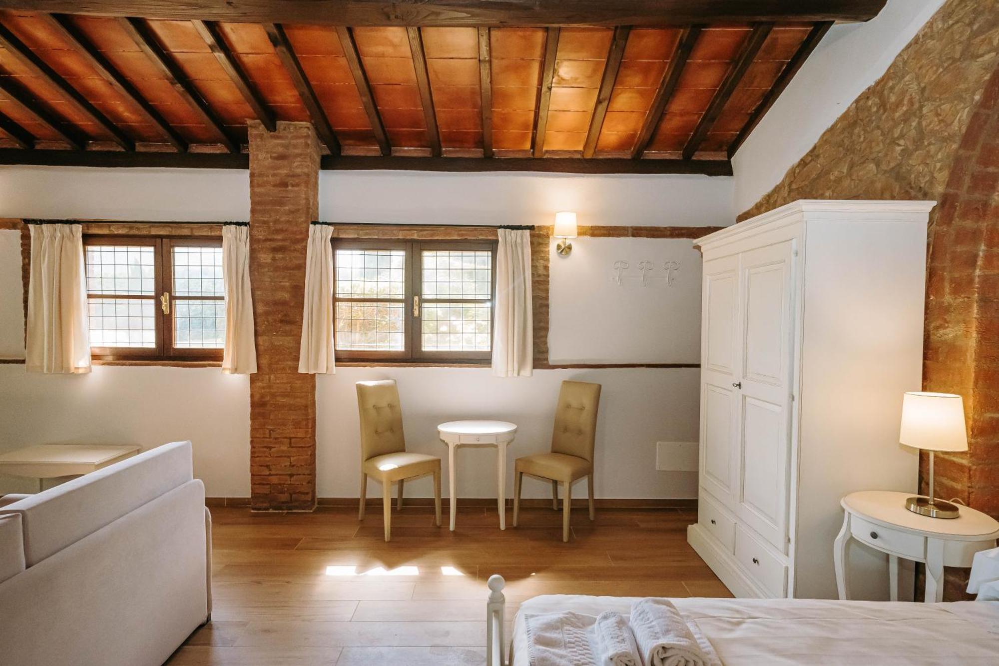 Borgo Il Poggiaccio Residenza D'Epoca Guest House โซวิชิลเล ภายนอก รูปภาพ