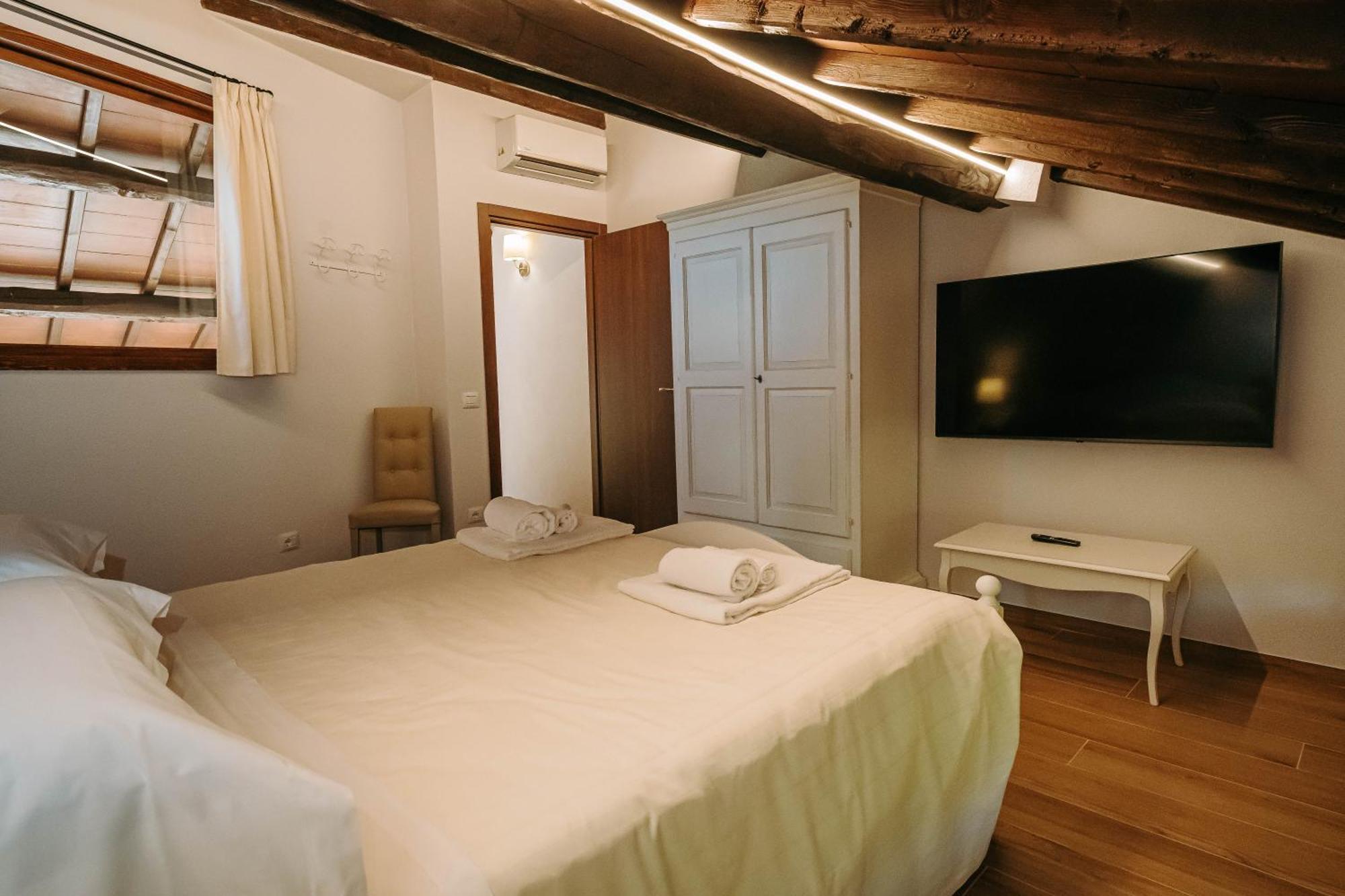 Borgo Il Poggiaccio Residenza D'Epoca Guest House โซวิชิลเล ภายนอก รูปภาพ