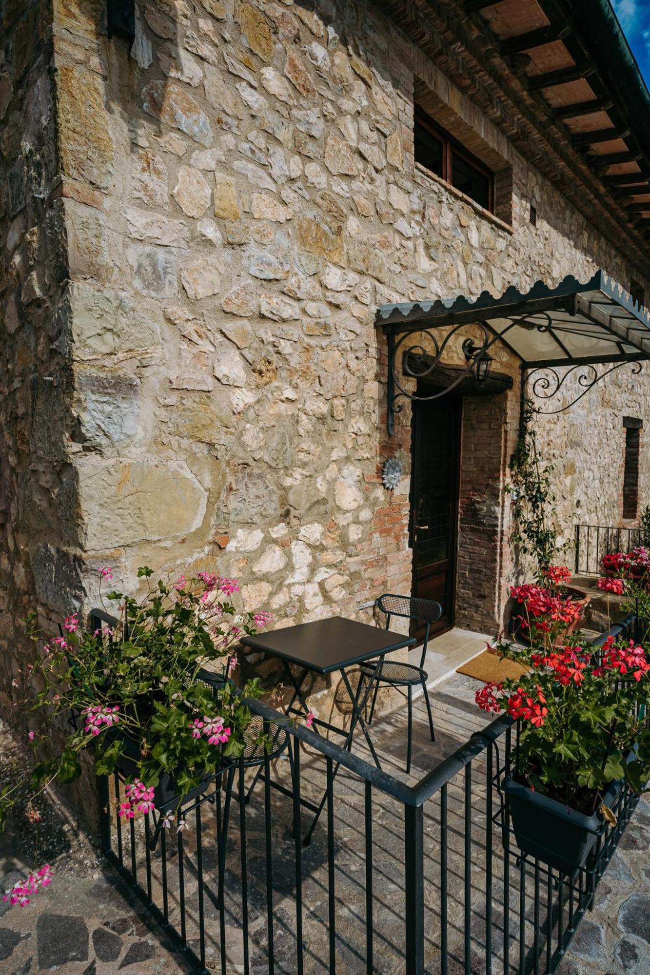 Borgo Il Poggiaccio Residenza D'Epoca Guest House โซวิชิลเล ภายนอก รูปภาพ