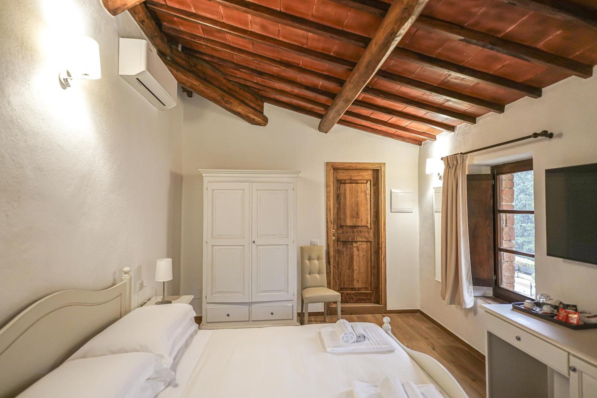 Borgo Il Poggiaccio Residenza D'Epoca Guest House โซวิชิลเล ภายนอก รูปภาพ