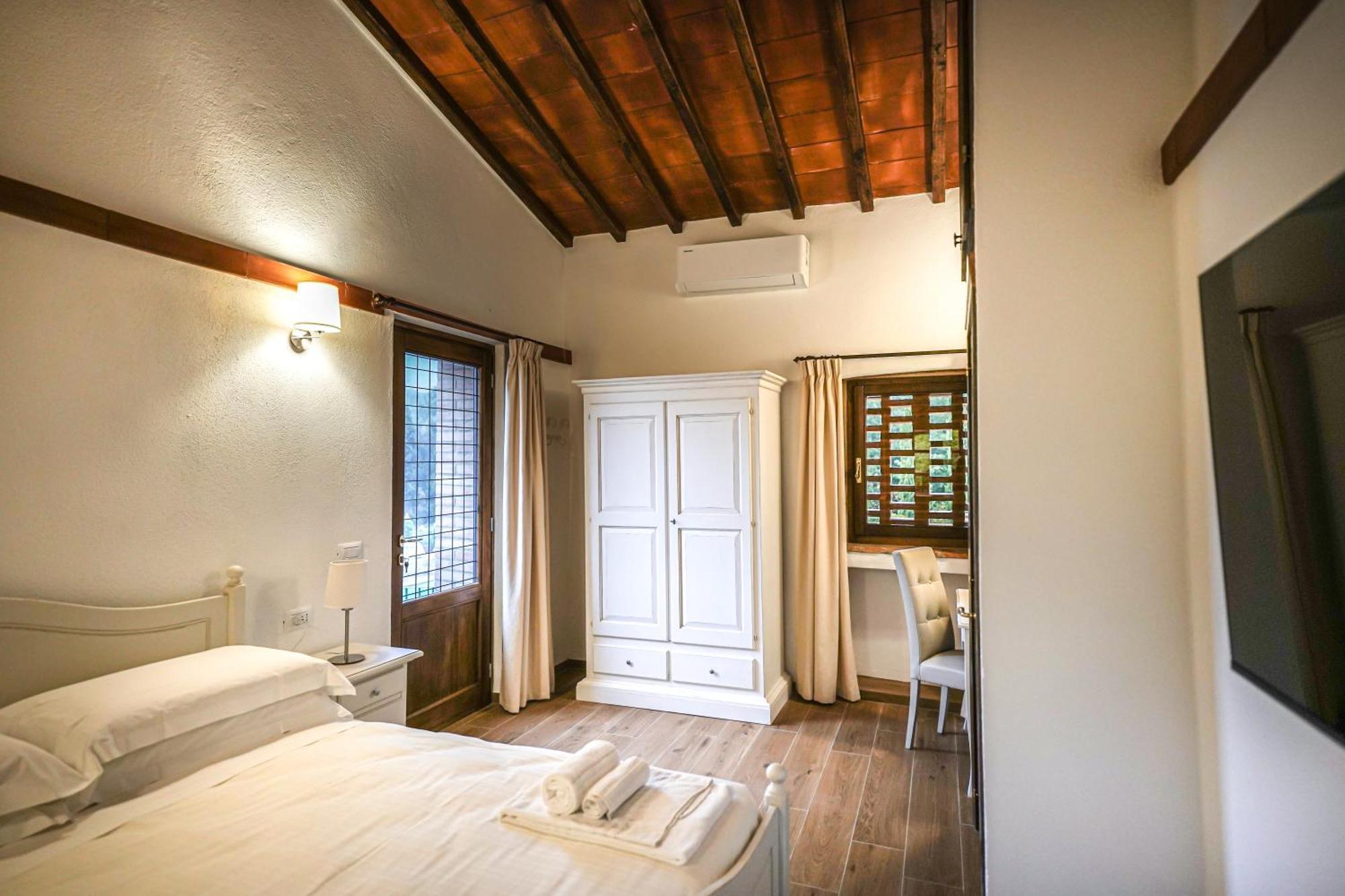 Borgo Il Poggiaccio Residenza D'Epoca Guest House โซวิชิลเล ภายนอก รูปภาพ