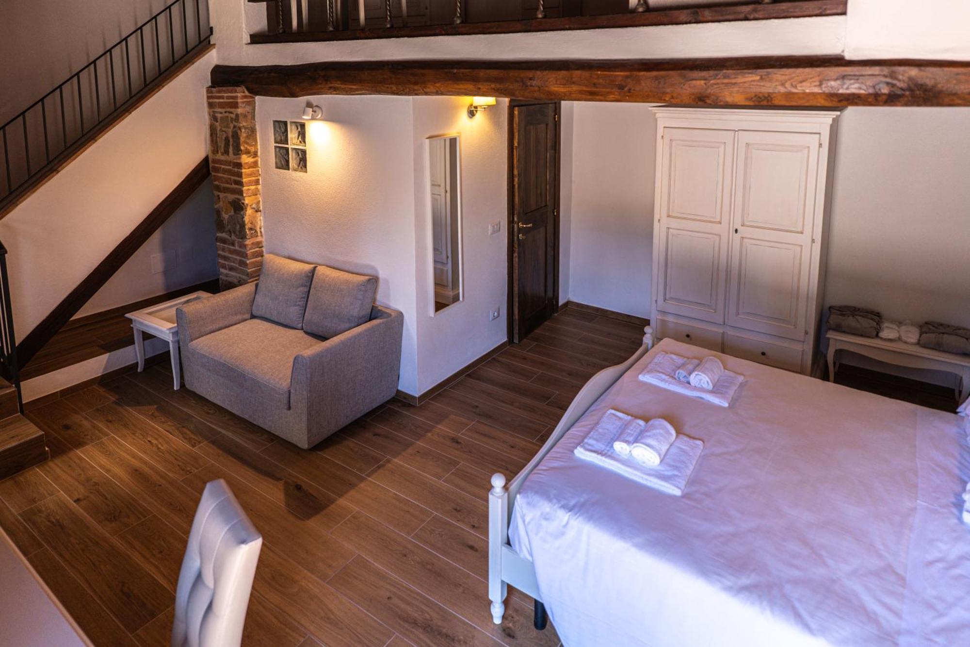 Borgo Il Poggiaccio Residenza D'Epoca Guest House โซวิชิลเล ภายนอก รูปภาพ