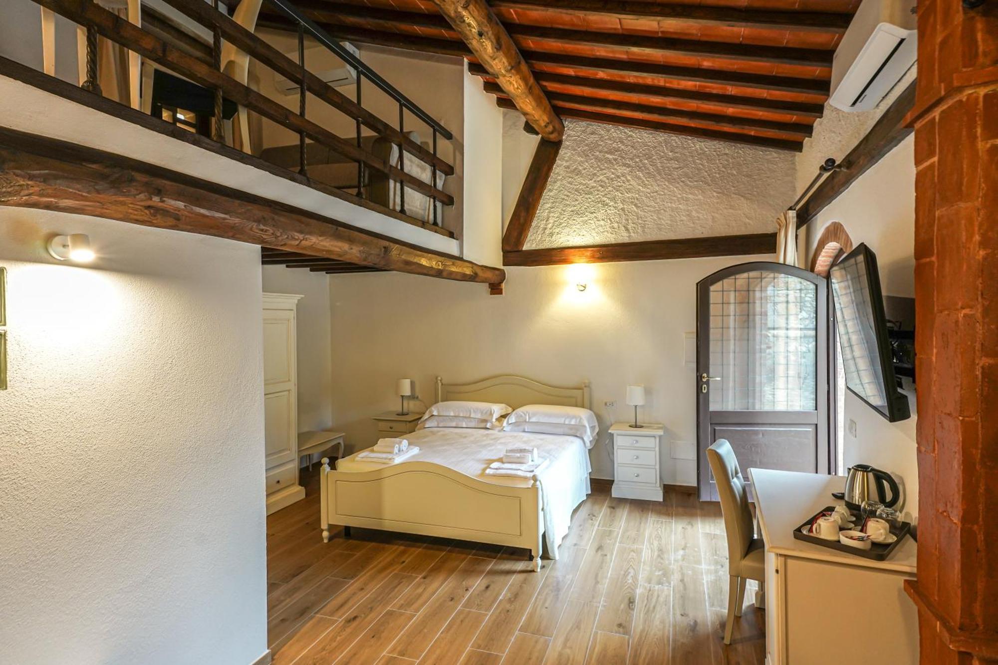 Borgo Il Poggiaccio Residenza D'Epoca Guest House โซวิชิลเล ภายนอก รูปภาพ